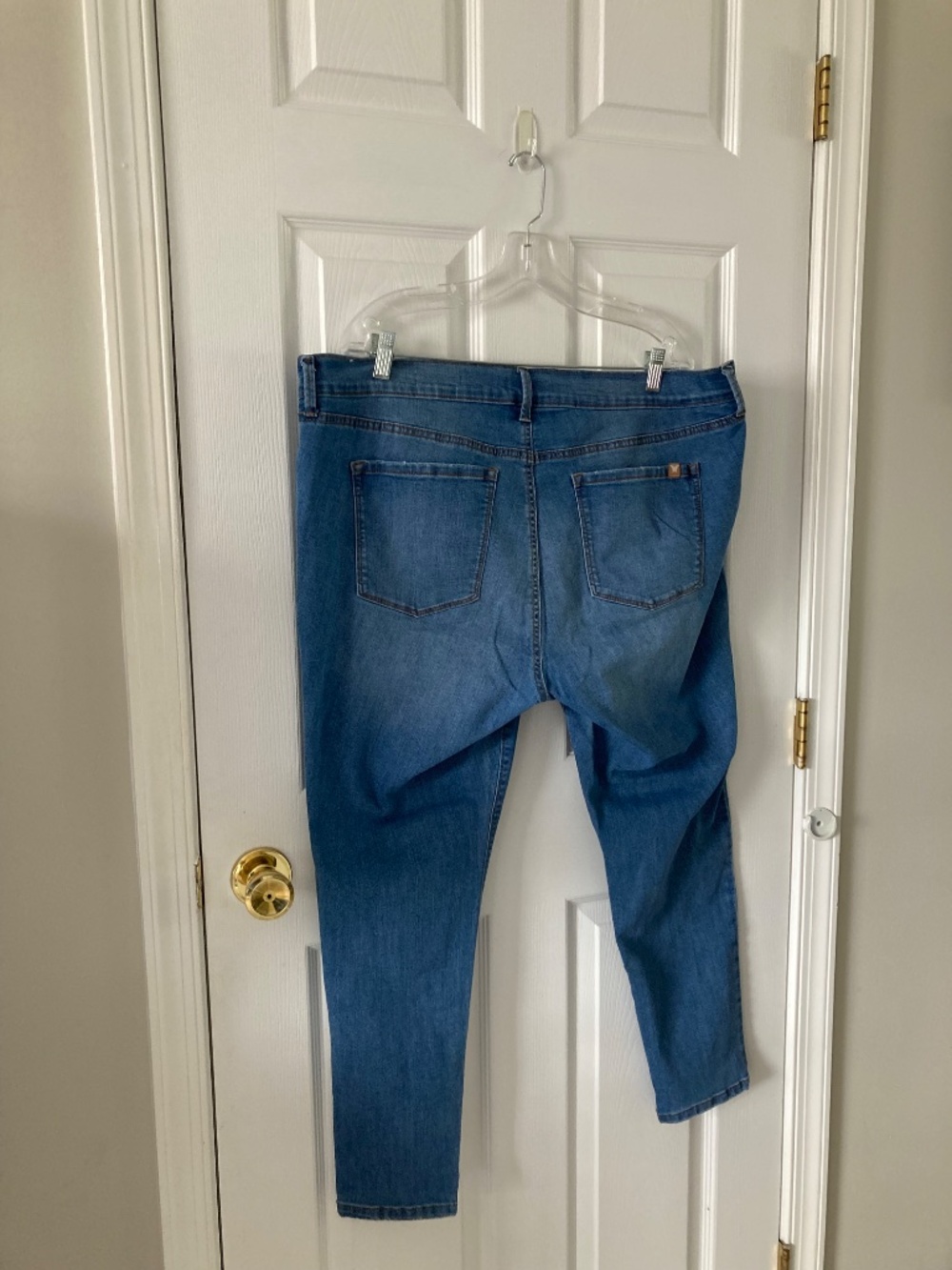 Jessica Simpson Jeans - Picture 5 of 5